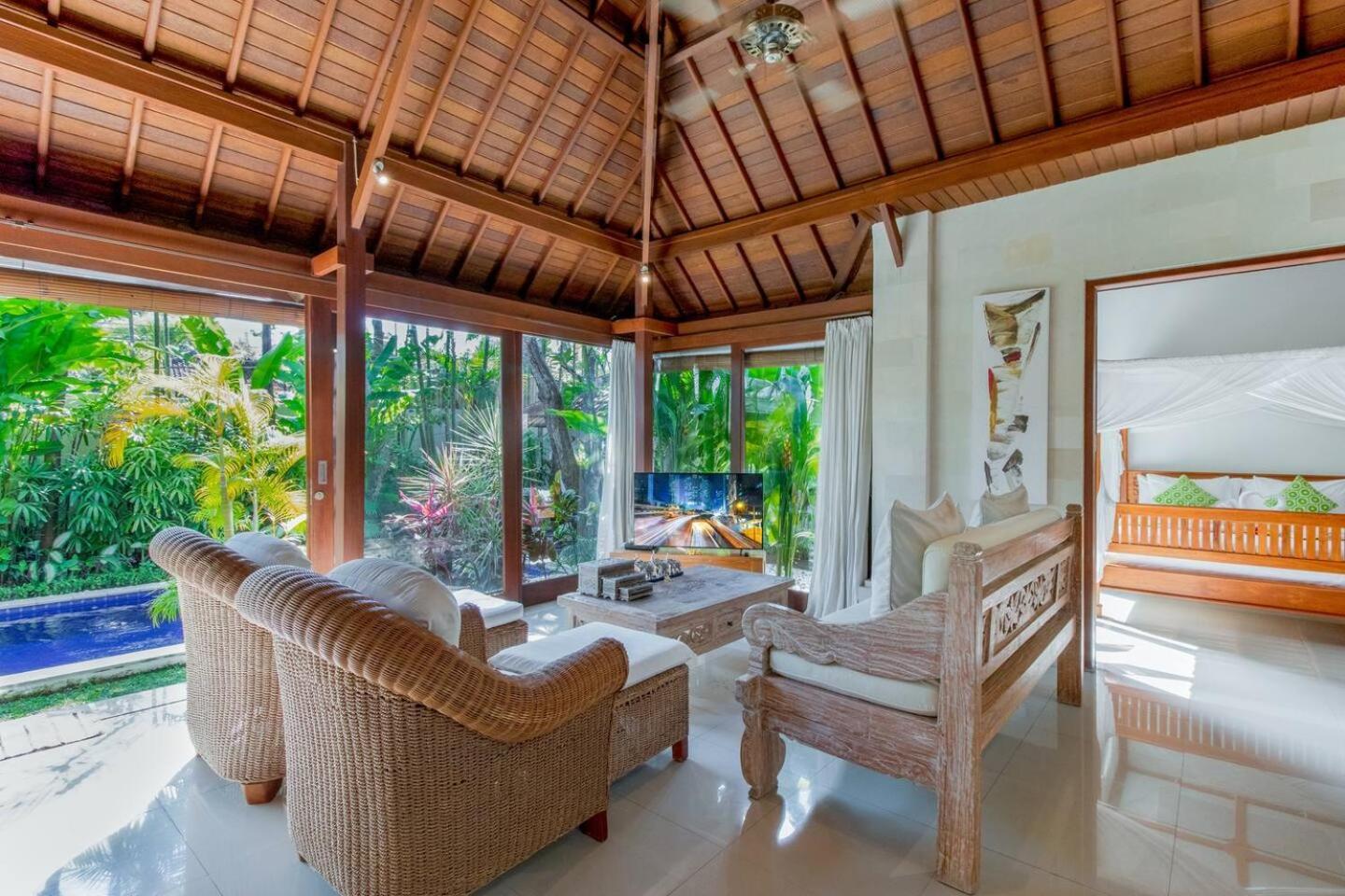 Villa Heart Of Seminyak, 2Br, Sleeps 4, Walk To Bintang Exterior foto